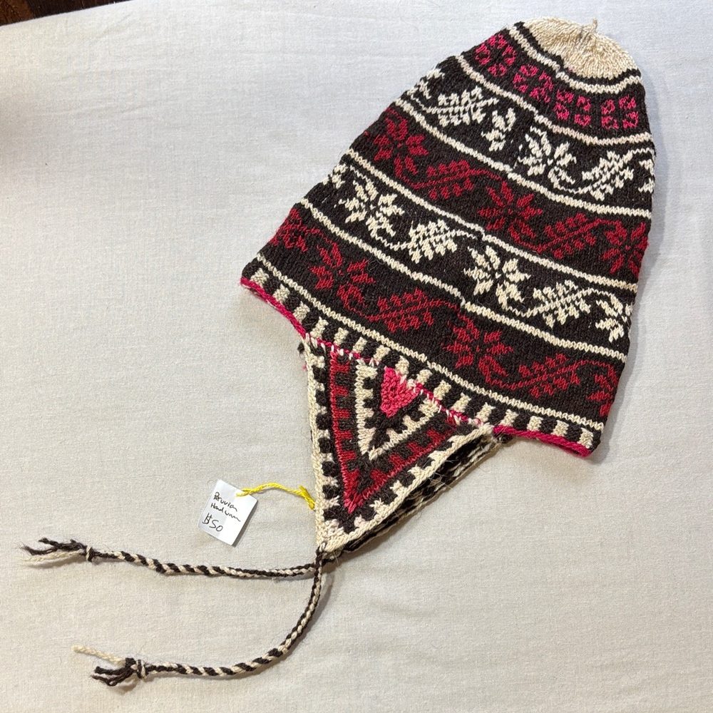 Cozy Peruvian Alpaca Wool Handmade Chullo Beanie Hat, Child one size, unisex NWT